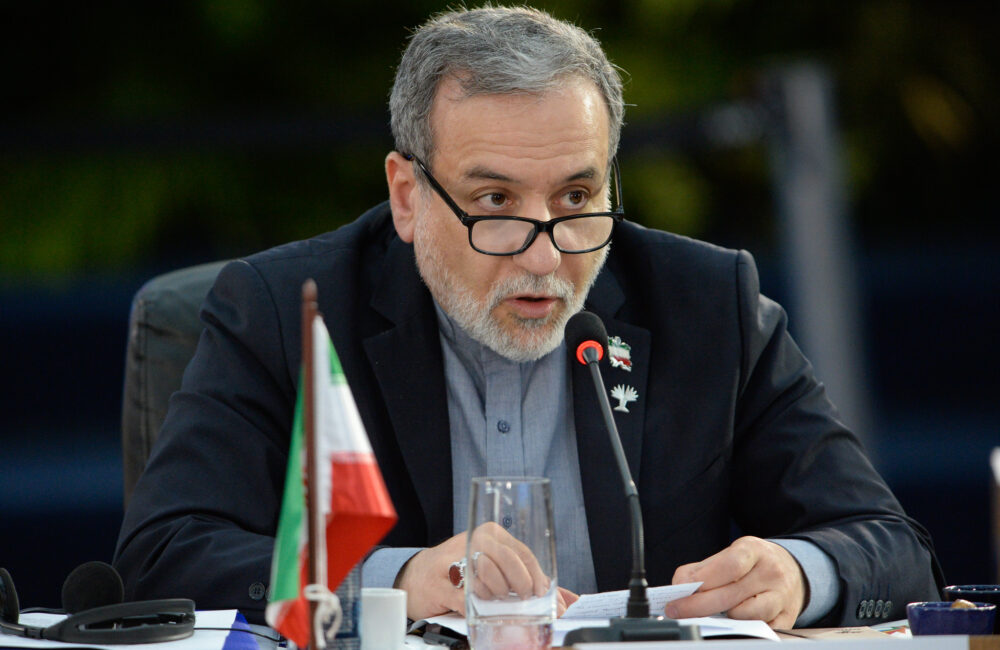 Irã, Estados Unidos, Paquistão, Abbas Araghchi, geopolítica, Estreito de Ormuz, diplomacia