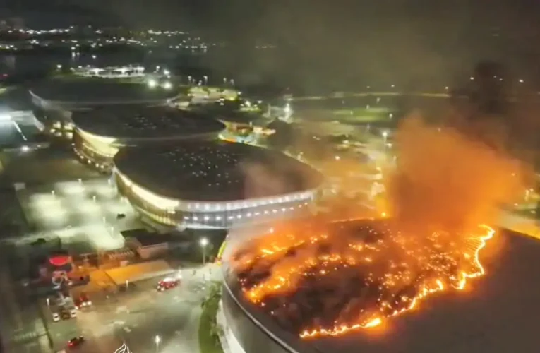 Incêndio atinge velódromo do Parque Olímpico no Rio