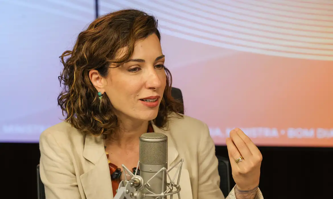 mulheres na agricultura familiar, Fernanda Machiavelli, agricultura familiar, diversidade alimentar, PAA, mulheres rurais, políticas públicas, desenvolvimento agrário