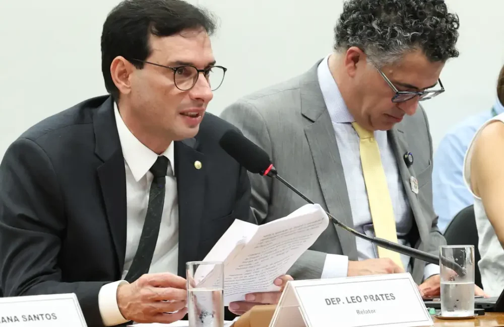 escala 6x1, jornada de trabalho, PEC 221, Léo Prates, Câmara dos Deputados, CLT, trabalho, jornada de 40 horas, pejotização
