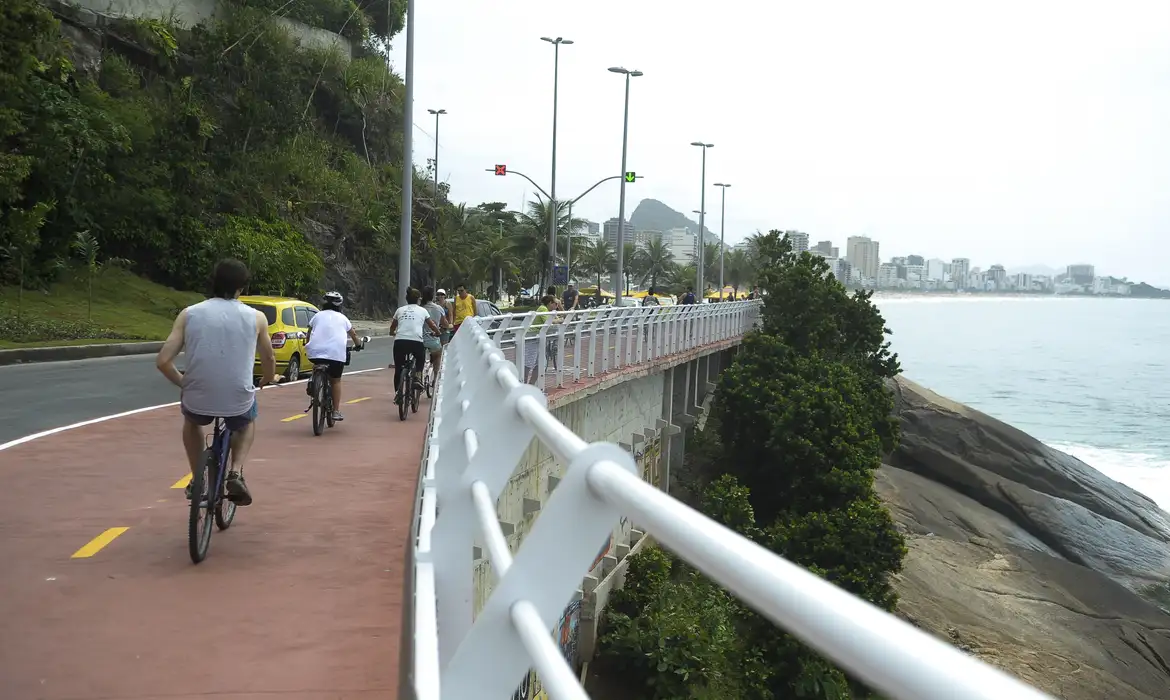 Rio de Janeiro, Ressaca, Ciclovia Tim Maia, Marinha do Brasil, COR-Rio
