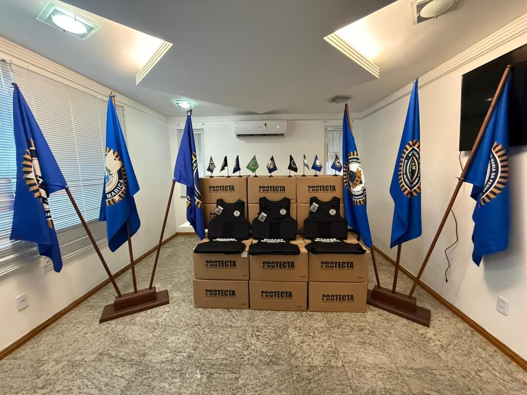 Maricá, Guarda Municipal de Maricá, segurança pública, coletes balísticos, Segurança Cidadã, Ana Aretuza, Júlio Veras, patrulhamento, Prefeitura de Maricá