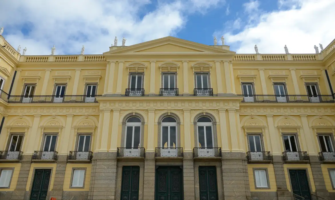 Museu Nacional, Biblioteca Nacional, negativos fotográficos, incêndio Museu Nacional, UFRJ, cultura, história, Rio de Janeiro, patrimônio histórico, ciência