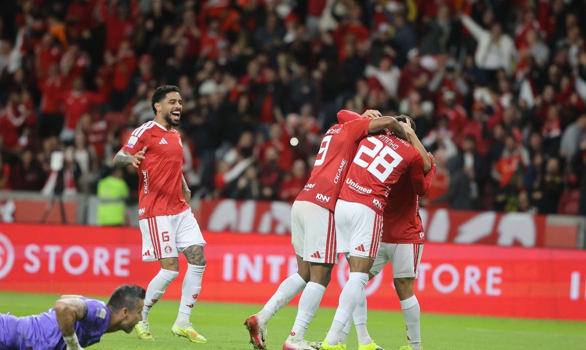 Internacional, Fluminense, Brasileirão, Futebol, Esporte, Campeonato Brasileiro