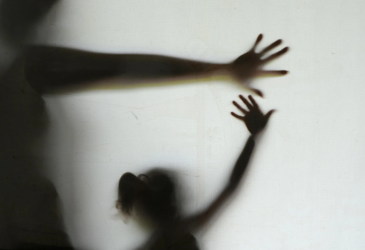 estupro coletivo, Campo Grande RJ, violência sexual, adolescente, medida protetiva, Rio de Janeiro, Deam, Justiça, violência contra mulheres, Polícia Civil
