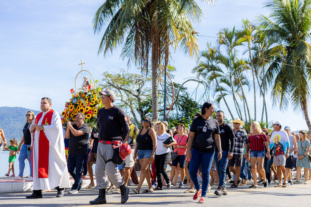Festa de São Pedro em Maricá, São Pedro, Araçatiba, Ponta Negra, Guaratiba, Zacarias, procissão das águas, pescadores, cultura maricaense, shows gratuitos