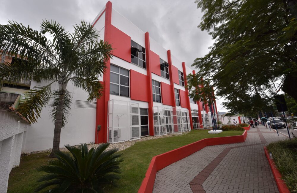 Maricá, ponto facultativo em Maricá, Prefeitura de Maricá, Copa do Mundo 2026, Brasil x Japão, serviços essenciais, Diário Oficial, saúde, Defesa Civil, Guarda Municipal
