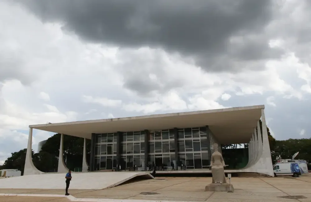 Eduardo Bolsonaro, STF, Alexandre de Moraes, Jair Bolsonaro, PGR, tarifaço, Estados Unidos, Supremo Tribunal Federal