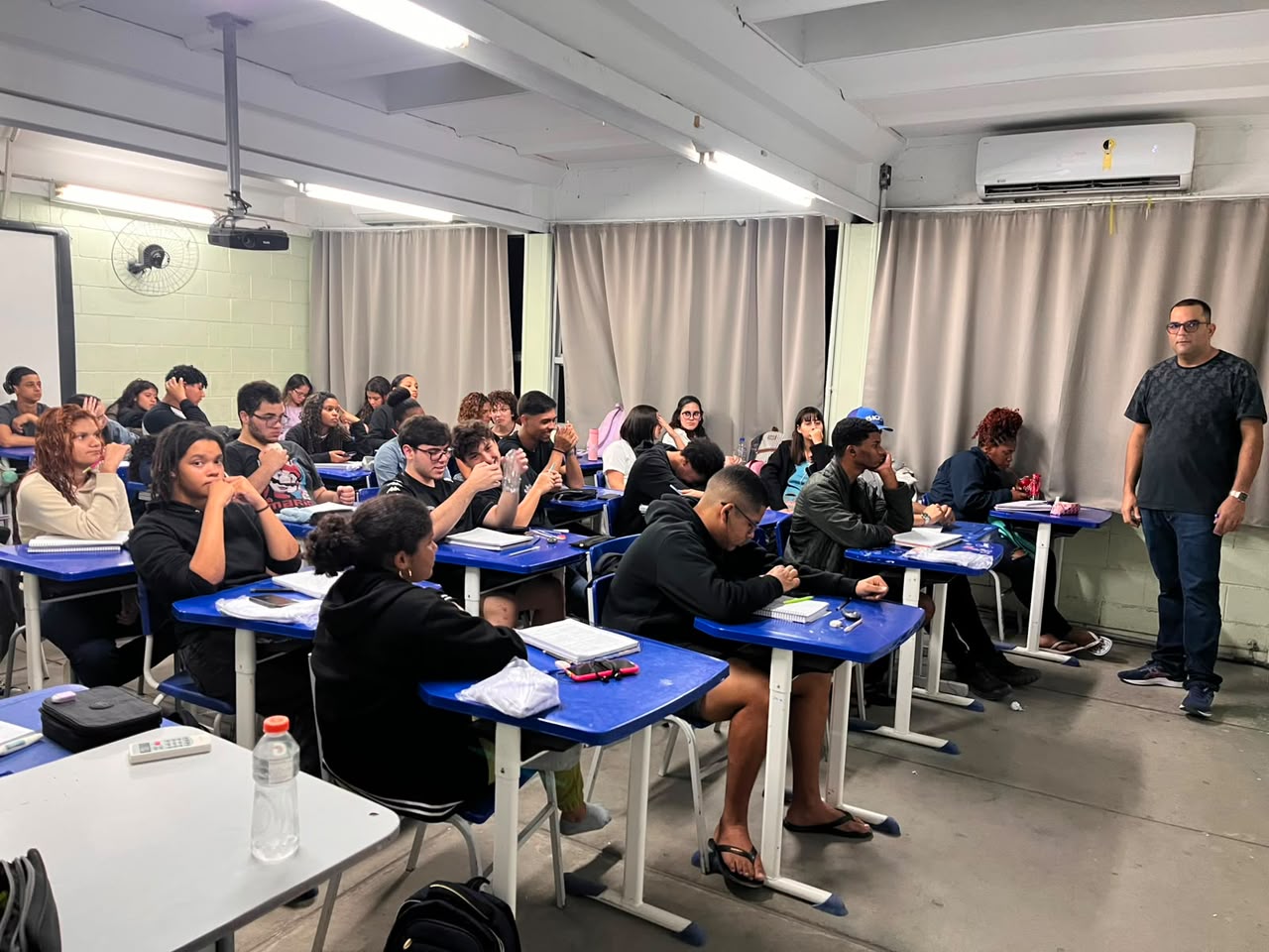 Pré-ENEM Popular de Maricá abre 250 vagas para curso intensivo