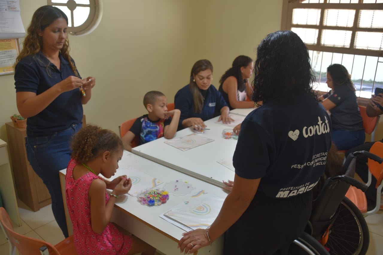 Maricá promove oficina de artes para estimular criatividade e inclusão