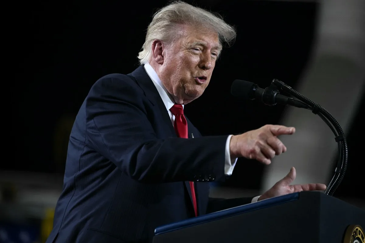 Donald Trump, Estados Unidos, Michigan, Jeffrey Epstein, protesto, General Motors, inteligência artificial, data centers, M1NewsTV, M1NewsMaricáNoticias