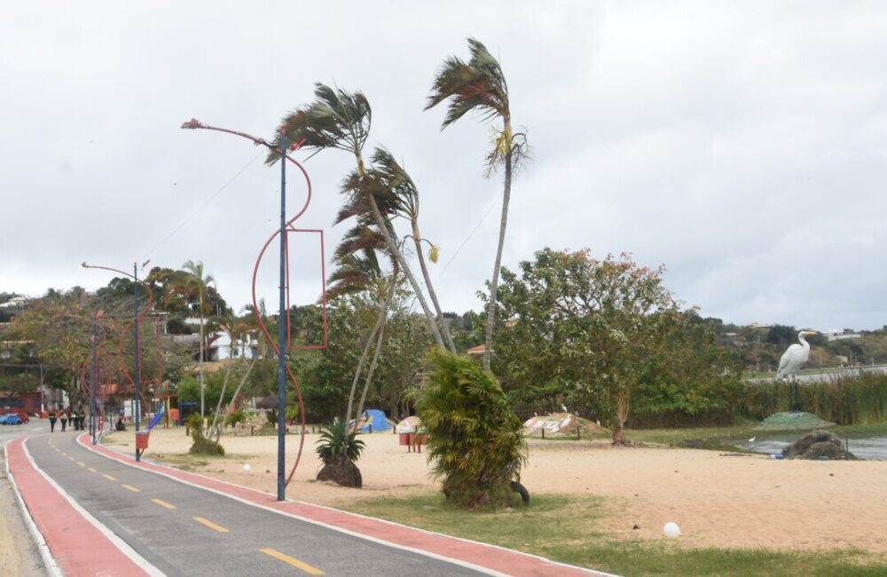 ventos fortes em Maricá, ventos fortes, Maricá, Defesa Civil, rajadas de vento, previsão do tempo, alerta, proteção e Defesa Civil, clima, segurança, ventania, M1newsTV, M1NewsMaricáNoticias