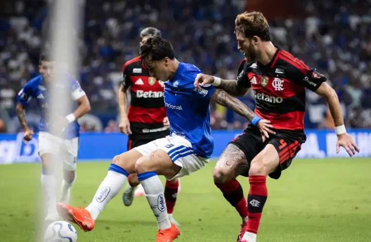 Cruzeiro e Flamengo empatam pela Libertadores no Mineirão
