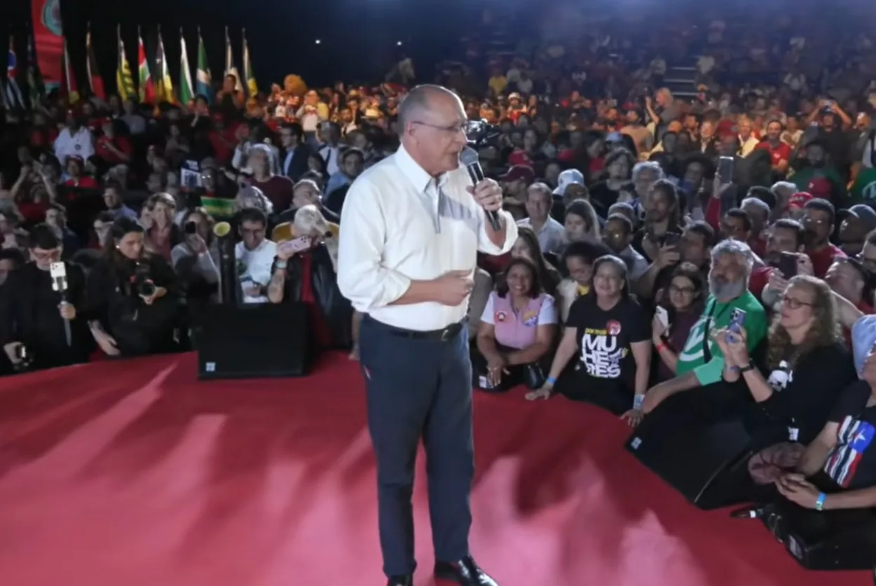 Lula, Geraldo Alckmin, PT, PSB, eleições 2026, convenção partidária, frente ampla, democracia, Flávio Bolsonaro, política, M1newsTV, M1NewsMaricáNoticias