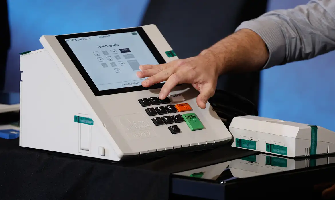 TSE, urnas eletrônicas, eleições 2026, segurança eleitoral, Justiça Eleitoral, voto eletrônico, biometria, fiscalização eleitoral, STF, política, M1newsTV, M1NewsMaricáNoticias