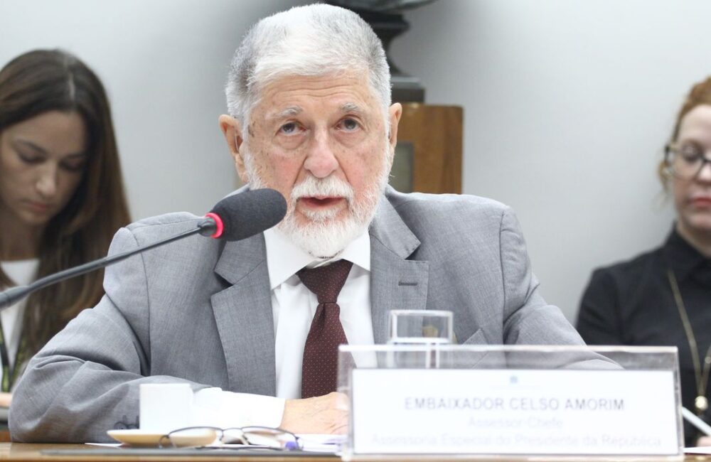Celso Amorim, Brasil, Estados Unidos, Donald Trump, Lula, tarifaço, Câmara dos Deputados, relações internacionais, soberania, Brics, facções criminosas, política, EUA, M1newsTV, M1NewsMaricáNoticias