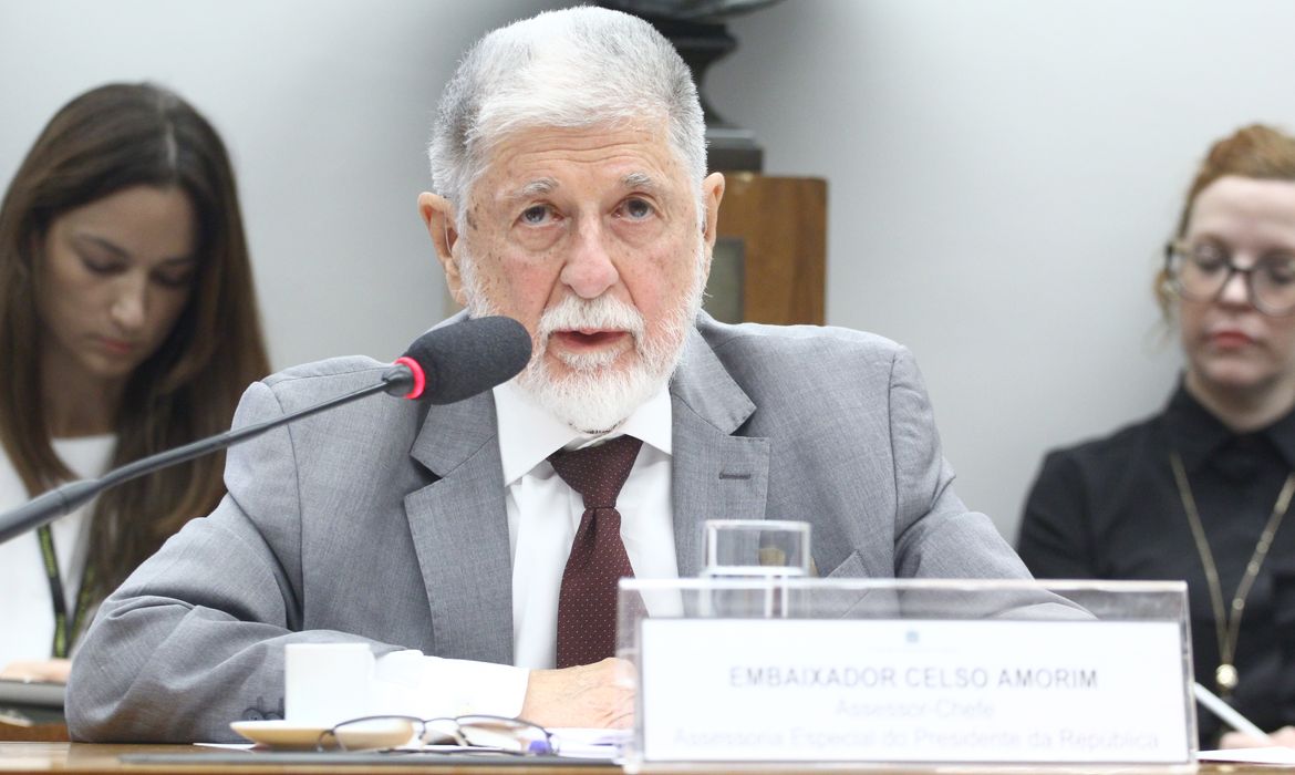 Celso Amorim, Brasil, Estados Unidos, Donald Trump, Lula, tarifaço, Câmara dos Deputados, relações internacionais, soberania, Brics, facções criminosas, política, EUA, M1newsTV, M1NewsMaricáNoticias