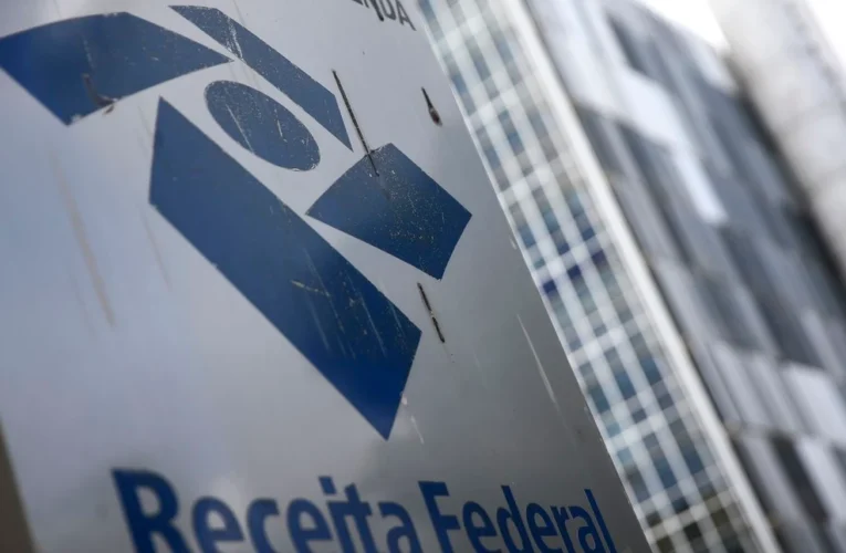 Imposto de Renda 2026: Receita Federal realiza pagamento do quarto e último lote de restituição