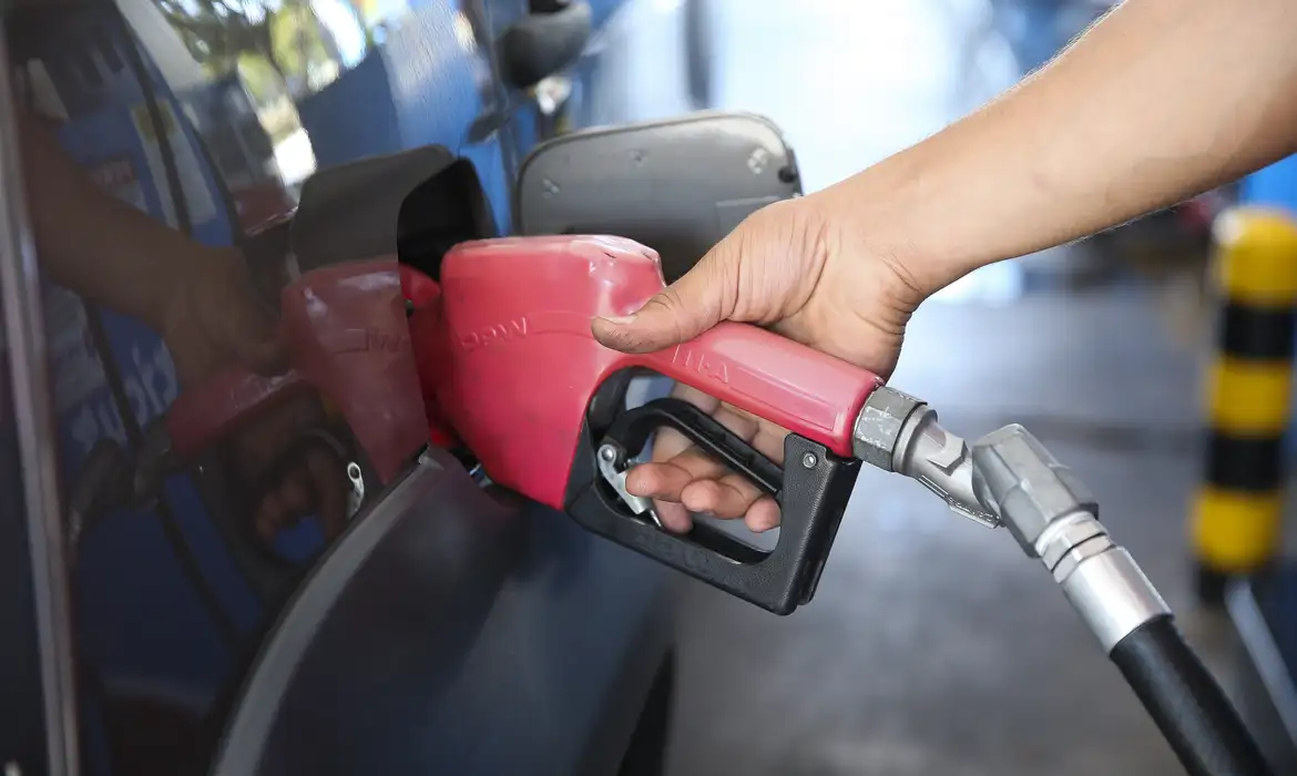 combustíveis, gasolina, diesel, etanol, Senado Federal, PLP 114/2026, tributos, impostos, Lula, Congresso Nacional, fertilizantes, política, Copa do Mundo Feminina, M1newsTV, M1NewsMaricáNoticias