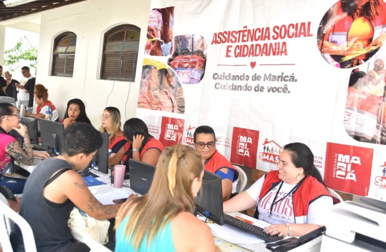 Atendimento à população durante o mutirão de atualização do Cadastro Único no CRAS Região Oceânica em Ponta Negra