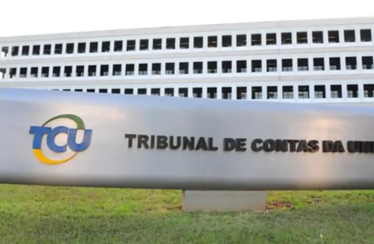 TCU entrega lista de 6,1 mil pessoas à Justiça Eleitoral