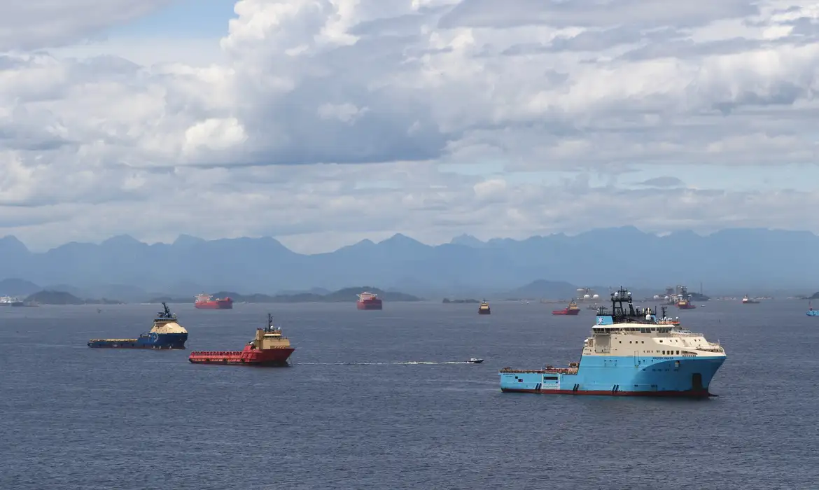 Baía de Guanabara, resíduos perigosos, crimes ambientais, MPF, estaleiro, Caju, Rio de Janeiro, poluição ambiental, Inea, meio ambiente, M1newsTV, M1NewsMaricáNoticias