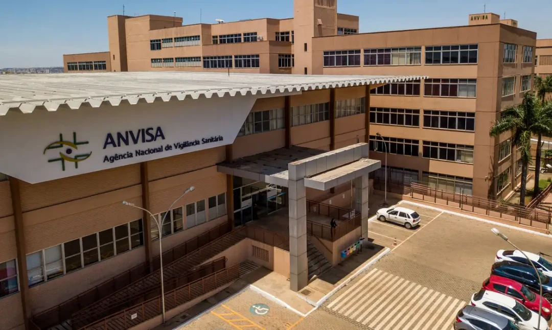 Caneta emagrecedora Semavy, medicamento GLP‑1 de tarja vermelha