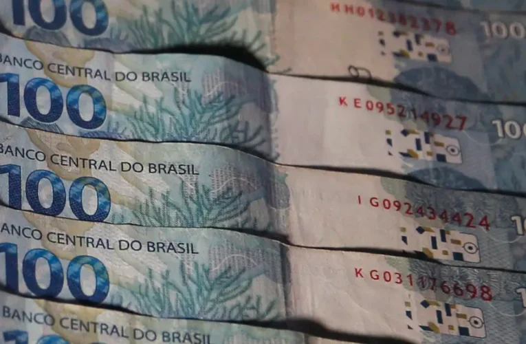 Déficit primário das contas públicas cai para R$ 10 bilhões em agosto