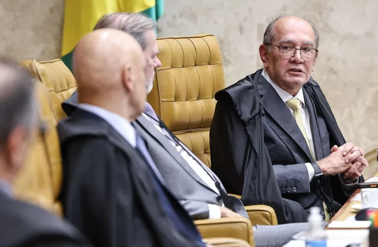 Gilmar Mendes solicita ao STF acesso total aos dados do celular de Daniel Vorcaro