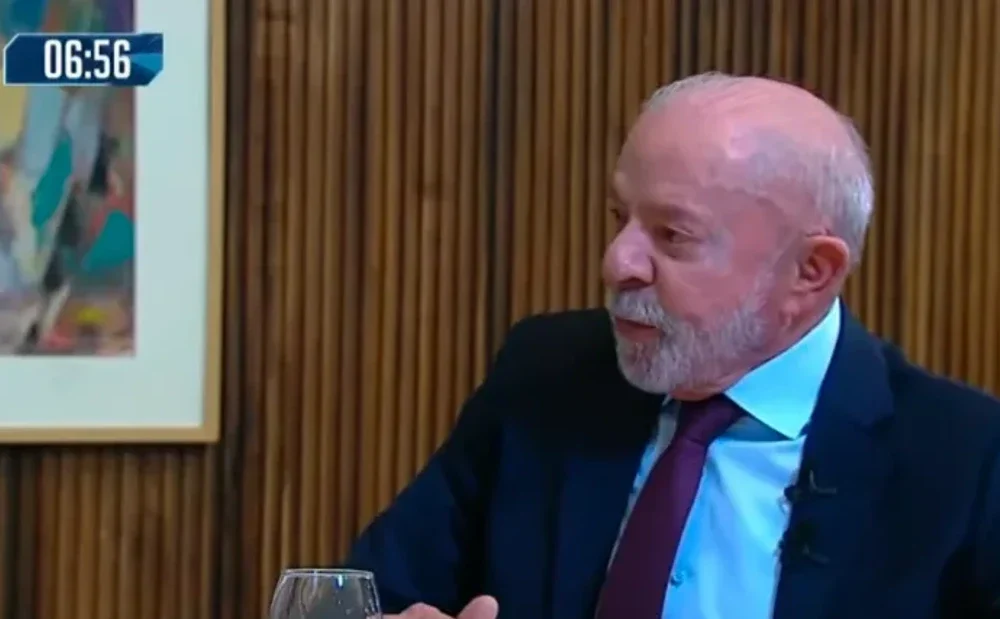 Lula da Silva em entrevista ao Jornal da Record falando sobre a reforma do Judiciário