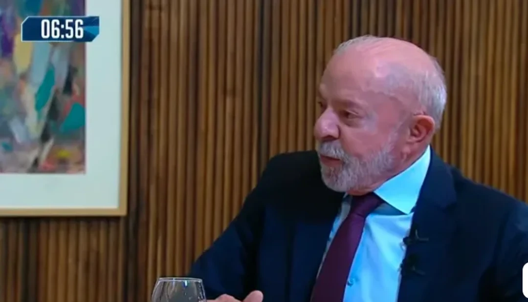 Lula da Silva em entrevista ao Jornal da Record falando sobre a reforma do Judiciário