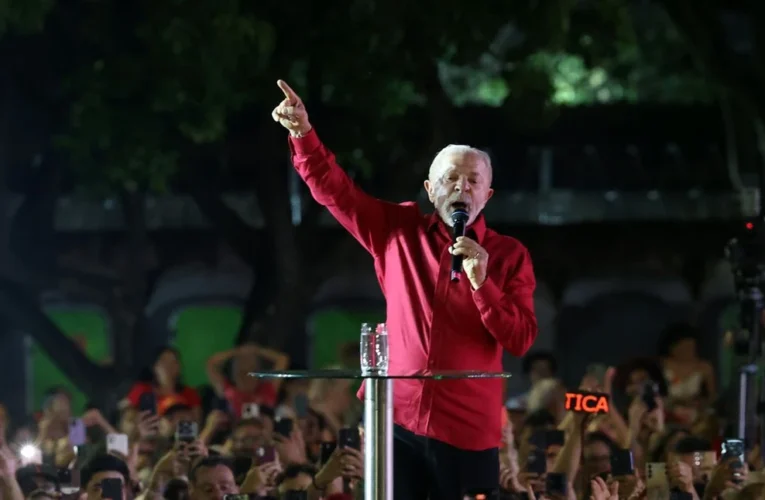 Lula apresenta proposta de Ministério da Segurança Pública e salário mínimo acima da inflação