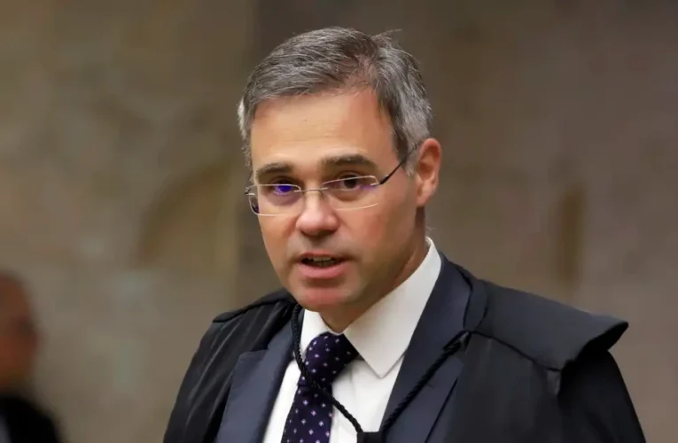 Ministro do TSE descarta ação que contestava aumento do Bolsa Família