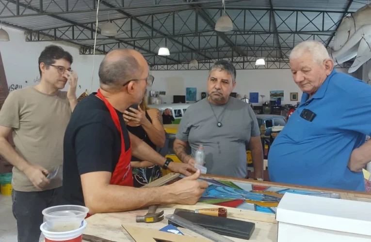Prefeitura de Maricá conclui segundo ciclo do curso de vitrais com 15 alunos