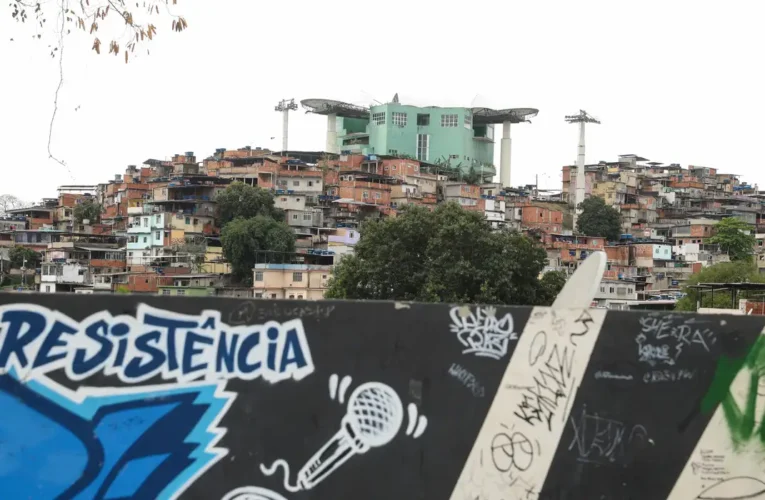 Eleições no Rio: moradores de favelas cobram propostas para educação, emprego e transporte