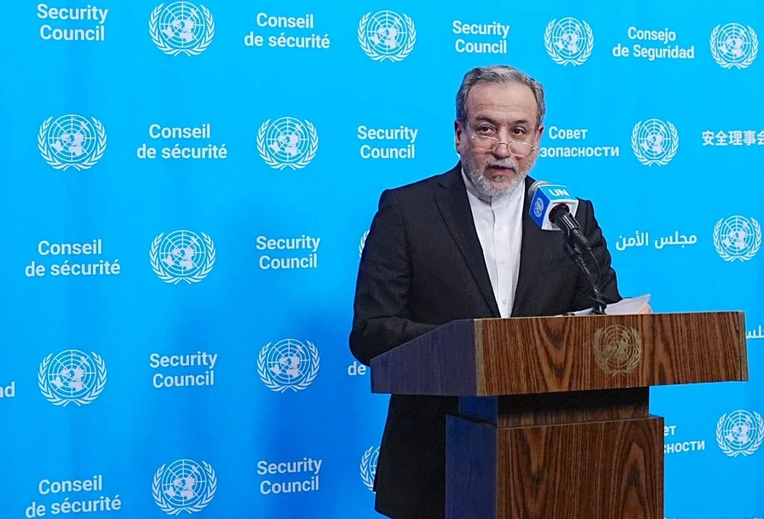 Seyed Abbas Araghchi, ministro das Relações Exteriores do Irã, em coletiva de imprensa na Assembleia Geral das Nações Unidas em Nova York