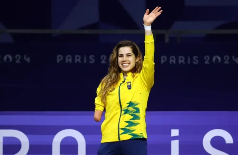 Brasil lidera quadro de medalhas no Grand Prix de Parataekwondo em Paris