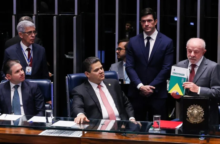 Congresso promulga emenda que garante aposentadoria diferenciada a agentes de saúde