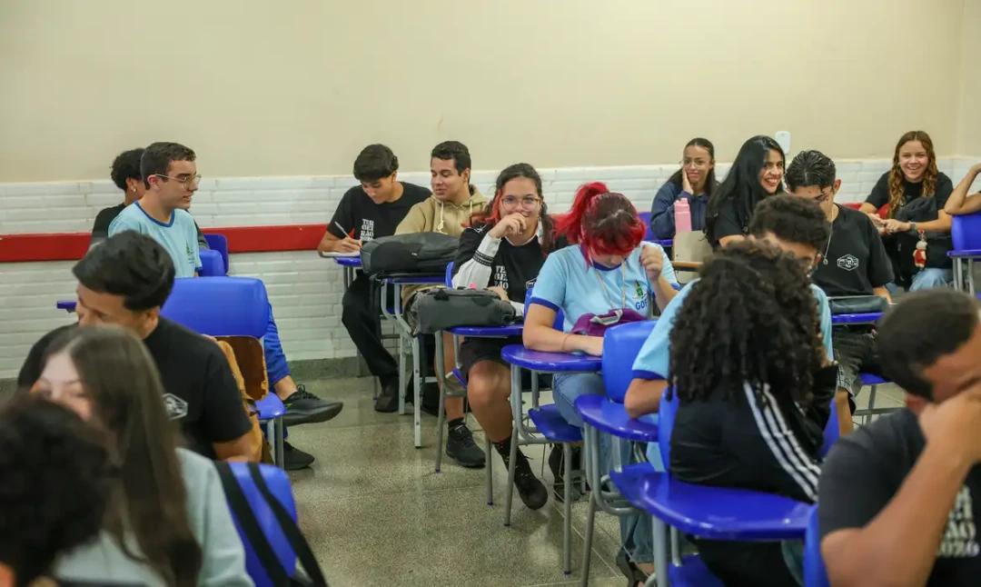 Estudante de 17 anos do Gama DF se preparando para o Enem 2026