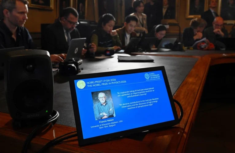 Físico belga Francis Halzen recebe Nobel de Física 2026 por descobertas no IceCube