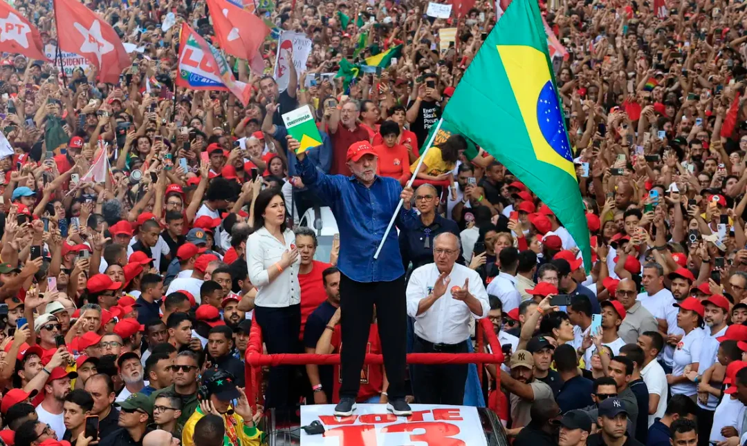 Presidente Luiz Inácio Lula da Silva e vice Geraldo Alckmin durante cerimônia de posse em Brasília