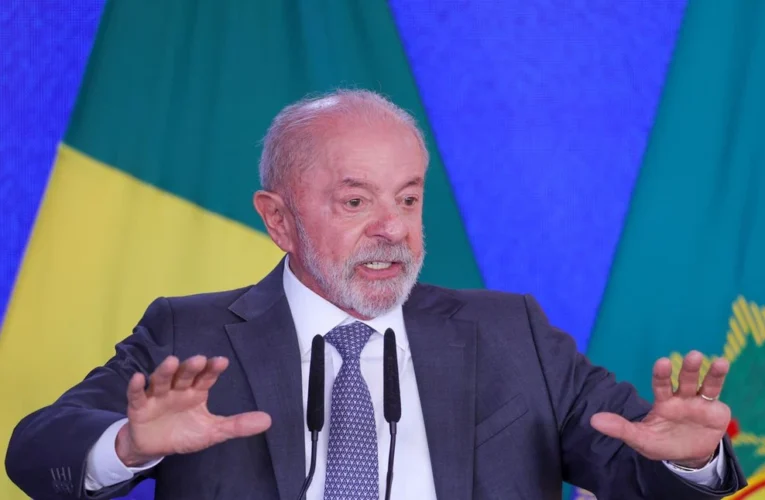 Lula pede debate no Congresso sobre baixar a maioridade penal para crimes hediondos
