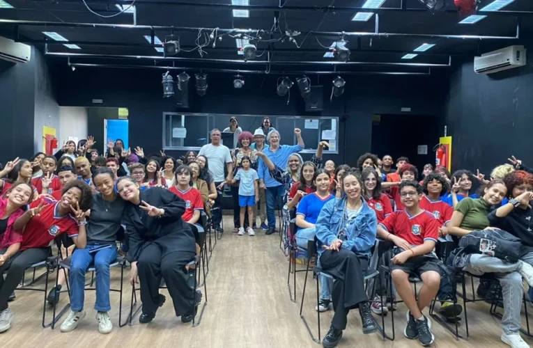 Mostra estudantil de teatro reúne talentos da rede pública de Maricá