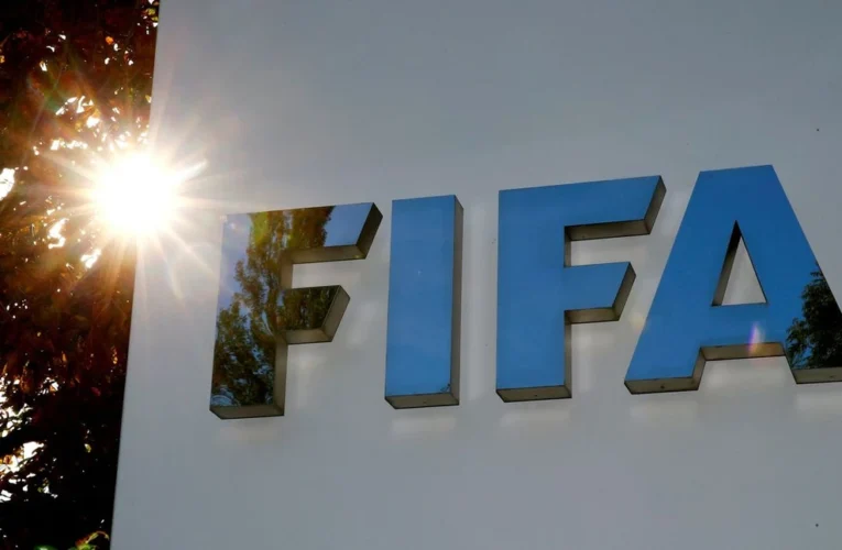 Ramon Vega, ex-defensor do Tottenham, anuncia candidatura à presidência da FIFA