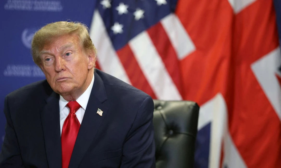 Donald Trump falando na saída da Casa Branca sobre a eleição brasileira