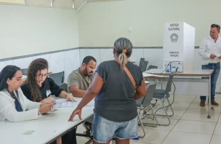 TSE esclarece que pausa de 50 minutos na divulgação não alterou a contagem dos votos